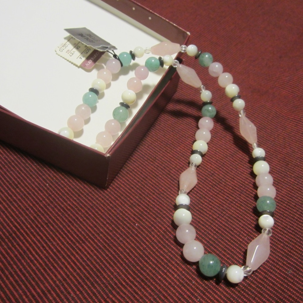 Women's Vintage Tri-Gemstone Necklace